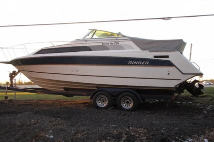 Rinker Fiesta Vee 250 for sale in United States of America for $15,000 (£11,880)