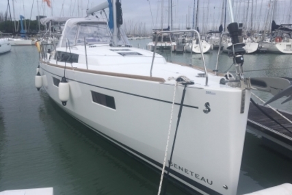 Beneteau Oceanis 38.1 for sale in France for €169,000 (£146,295)