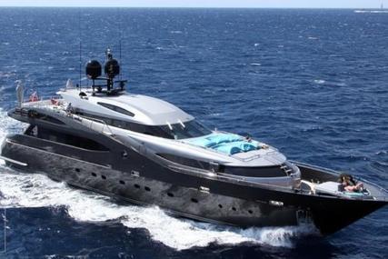 Rodriquez 38 for sale in United Arab Emirates for €3,949,000 (£3,549,918)