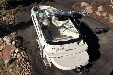 Sea Ray 240 Sundeck for sale in United States of America for $38,900 (£30,164)