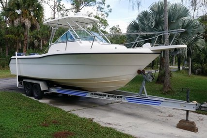 Pursuit 2470 Walkaround for sale in United States of America for $22,800 (£17,438)