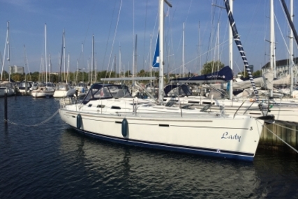 Beneteau Oceanis 393 for sale in Denmark for €74,900 (£65,625)