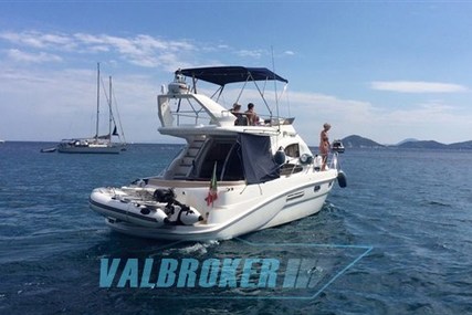 Sealine F37 for sale in Italy for €140,000 (£120,203)