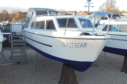 Viking Yachts 28 Narrow Beam 'Slipstream' for sale in United Kingdom for £22,995