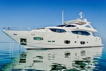 Sunseeker 98 Yacht for sale in United States of America for $5,250,000 (£3,992,547) Sunseeker 98 Yacht for sale in United States of America for $5,250,000 (£3,992,547)