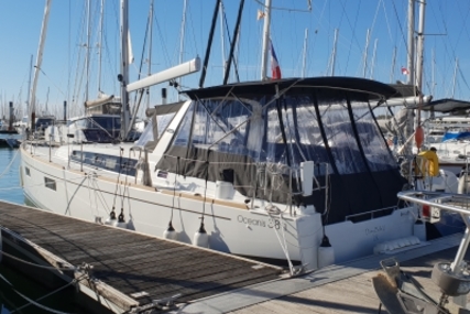 Beneteau Oceanis 38.1 for sale in France for €159,000 (£137,639)