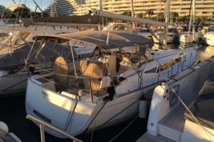 Jeanneau Sun Odyssey 419 for sale in France for €172,000 (£149,969)