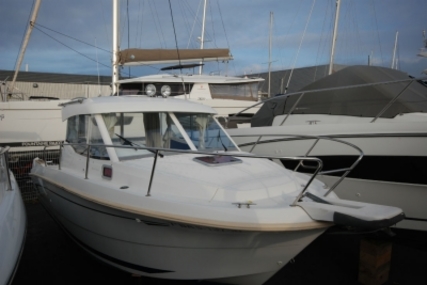 Beneteau Antares 750 HB for sale in France for €26,900 (£23,954)