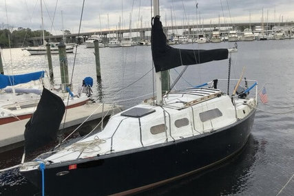 Hunter 25 for sale in United States of America for $12,000 (£9,178)