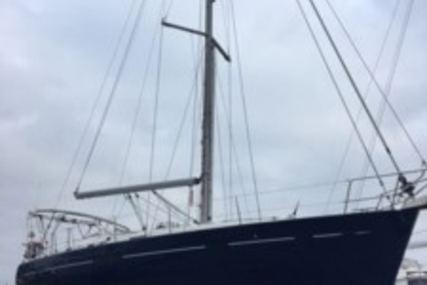 Beneteau Oceanis 411 Celebration for sale in France for €105,000 (£92,689)