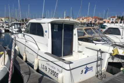 Beneteau Antares 760 Anniversary for sale in France for €34,000 (£30,014)