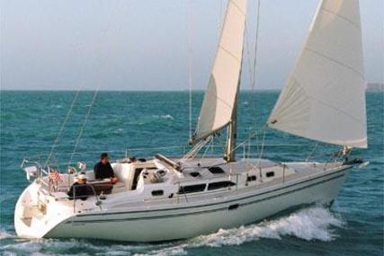 Catalina 350 MkII for sale in United States of America for $120,000 (£93,051)