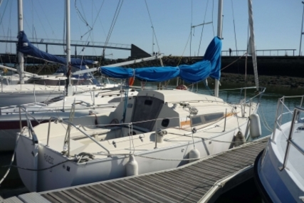 Beneteau First 24 for sale in France for €8,500 (£7,274)