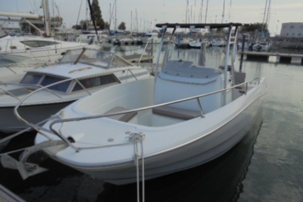 Jeanneau Cap Camarat 7.5 Cc for sale in France for €44,500 (£38,637)