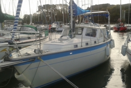 Wauquiez ANTIGUA 34 for sale in France for €38,500 (£33,368)