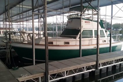 Gulfstar 36 for sale in United States of America for $15,250 (£11,837)