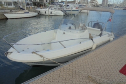 Jeanneau Cap Camarat 5.5 CC for sale in France for €14,900 (£12,866)