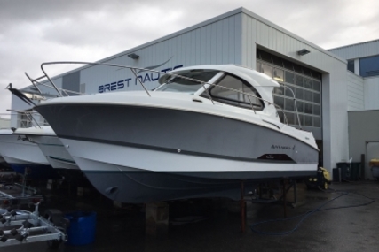 Beneteau Antares 8 for sale in France for €59,900 (£52,877)