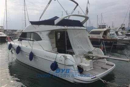 Prestige 36 for sale in Italy for €120,000 (£104,705)