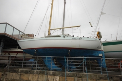 Camper And Nicholsons NICHOLSON 30 MK II for sale in Ireland for €13,000 (£11,274)