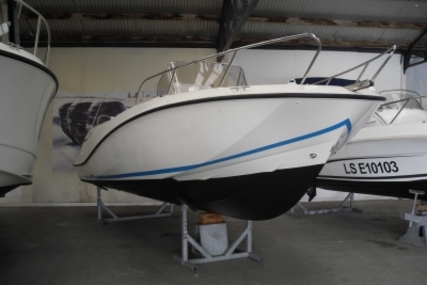 Quicksilver 675 Activ for sale in France for €26,900 (£23,471)