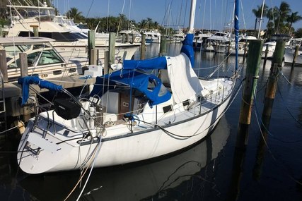 Hunter 36 for sale in United States of America for 25,000 $ (19,312 £)