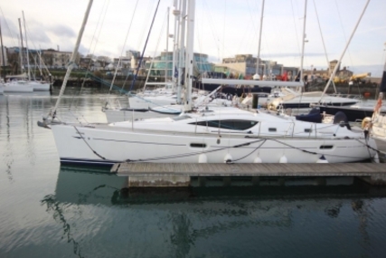 Jeanneau Sun Odyssey 42 DS for sale in Ireland for €130,000 (£113,430)