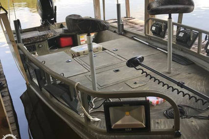 Tracker 18 for sale in United States of America for $19,500 (£14,914)