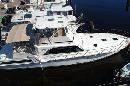 Ocean Yachts 55 Sunliner for sale in United States of America for $89,900 (£70,641)