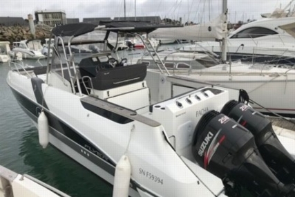 Beneteau Flyer 8.8 SpaceDeck for sale in France for €89,000 (£76,257)