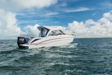 Beneteau Antares 7 OB for sale in France for €44,900 (£39,358) Beneteau Antares 7 OB for sale in France for €44,900 (£39,358)