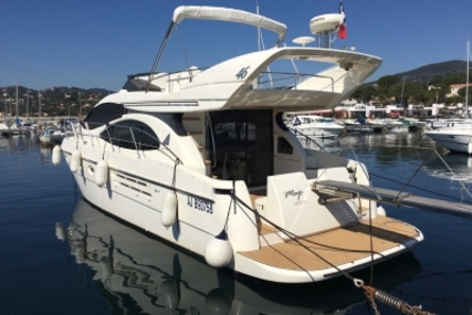 Azimut Yachts 46 for sale in France for €160,000 (£139,506)