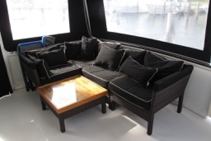 Carver Yachts 406 Motor Yacht for sale in United States of America for $145,000 (£111,497) Carver Yachts 406 Motor Yacht for sale in United States of America for $145,000 (£111,497)