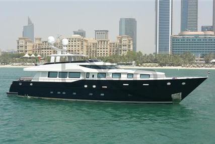 Dubois Architects 'G' 32m for sale in United Arab Emirates for $6,247,000 (£4,845,227)