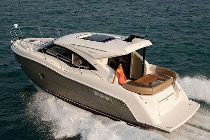 Carver Yachts C37 for sale in United States of America for $457,000 (£354,371)