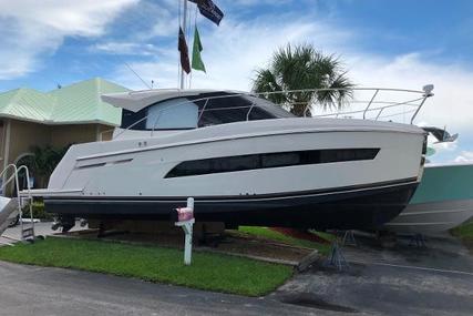 Carver Yachts c34 coupe for sale in United States of America for $589,000 (£453,216) Carver Yachts c34 coupe for sale in United States of America for $589,000 (£453,216)