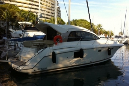 Prestige 38 S for sale in France for €165,000 (£143,969)