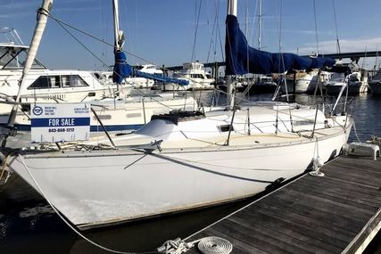 Irwin Yachts 30 for sale in United States of America for $13,850 (£10,669)
