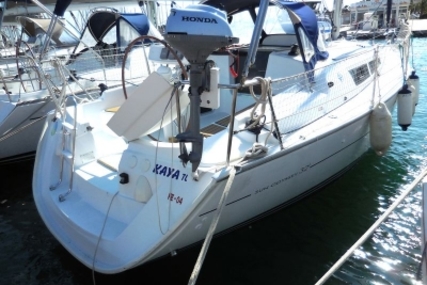 Jeanneau Sun Odyssey 32i for sale in France for €46,000 (£39,735)