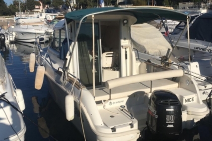 Jeanneau Merry Fisher 625 for sale in France for €14,900 (£12,992)