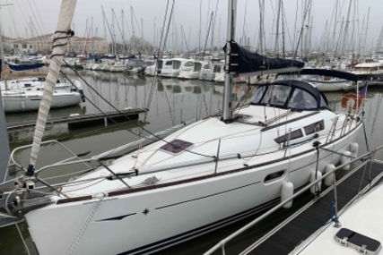 Jeanneau Sun Odyssey 36i for sale in France for €73,000 (£63,650)