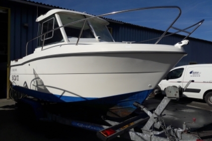 Beneteau Antares 600 HB for sale in France for €14,000 (£12,207)