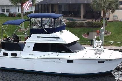 Carver Yachts 3207 Aft Cabin for sale in United States of America for $32,900 (£25,316) Carver Yachts 3207 Aft Cabin for sale in United States of America for $32,900 (£25,316)