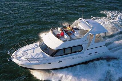 Carver Yachts 406 Motor Yacht for sale in Spain for €128,000 (£109,673)