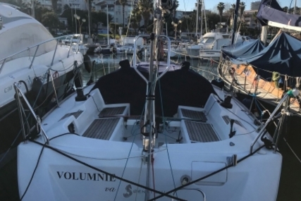 Beneteau First 31.7 for sale in France for €42,000 (£36,647)