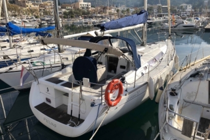 Beneteau Oceanis 37 for sale in Spain for €80,000 (£69,379)