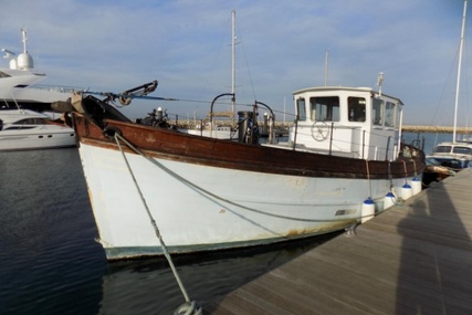 wooden Motor boat for sale in United Kingdom for £15,000
