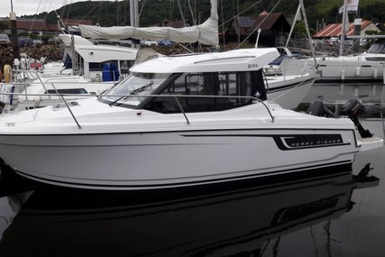 Jeanneau Merryfisher 695 for sale in United Kingdom for £34,600 Jeanneau Merryfisher 695 for sale in United Kingdom for £34,600