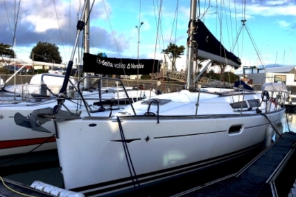 Jeanneau Sun Odyssey 36i Performance for sale in France for 79.800 € (68.908 £)