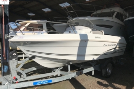 Jeanneau Cap Camarat 5.1 CC for sale in France for €17,900 (£15,457)